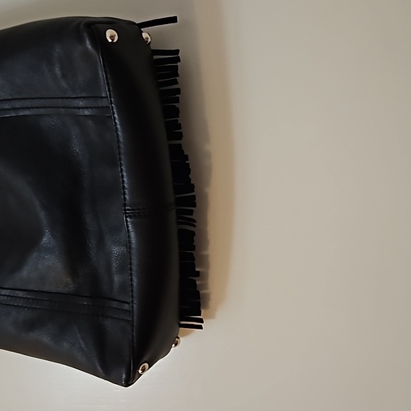 B MAKOWSKY Black Suede Fringe Western Studded Leather Shoulder Bag - Picture 8 of 14